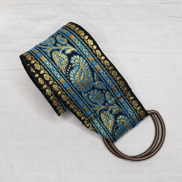 Vintage Adjustable Boho Fabric Belt D Ring Metallic Gold Thread Paisley - Picture 4 of 6